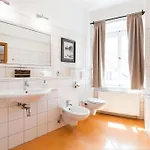 Leonardo Hotel 3*