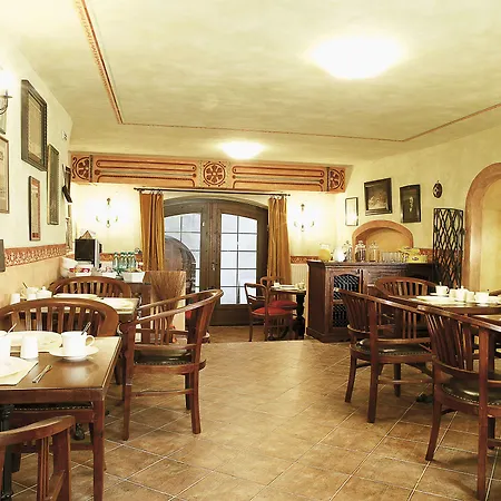 Szálloda Leonardo 3*