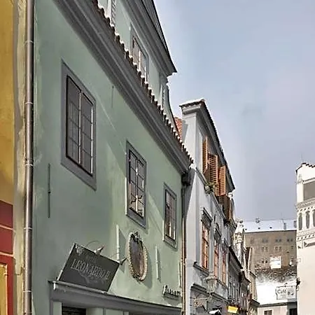 Leonardo Hotel