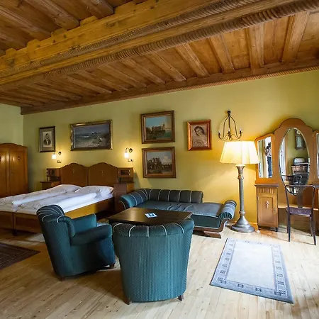 Leonardo 3* Czeski Krumlow