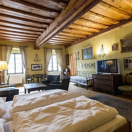 Leonardo 3* Český Krumlov